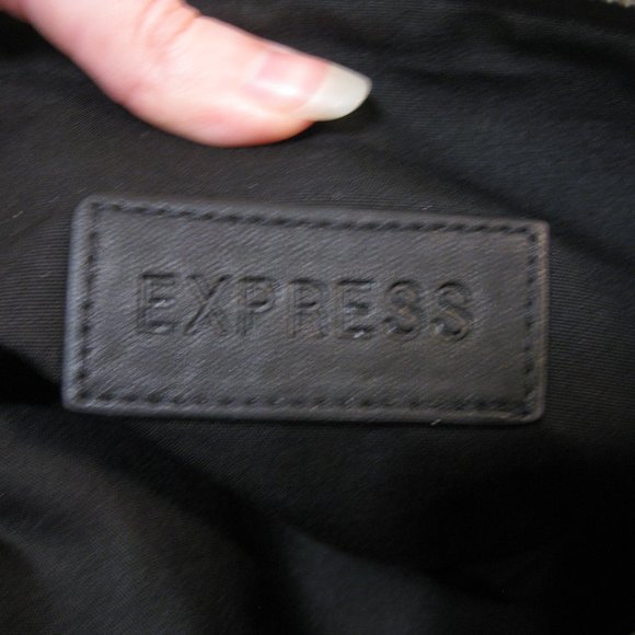 NWOT Express black white red graffiti heart makeup bag pouch - Picture 8 of 8